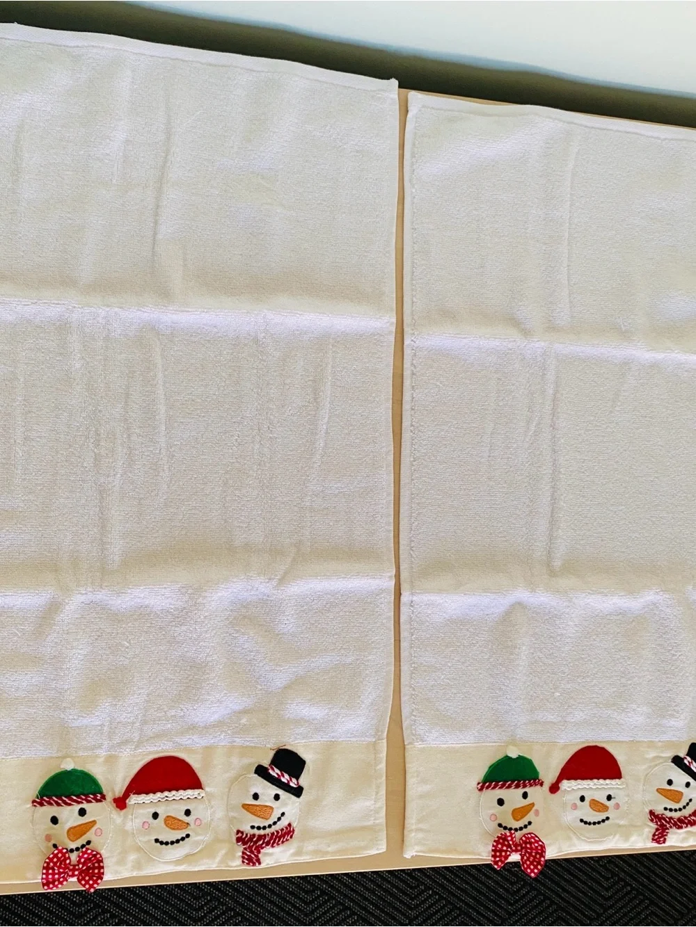 New Glitz Glimmer Snowman Christmas 100% Cotton Towels set of 2